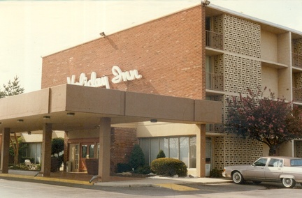 19890500 Chicago 05 Holiday-Inn Elmhurst